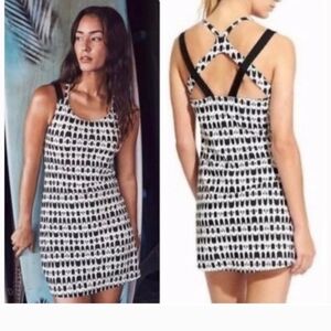 Athleta Mindelo black and white swim dress 34 B/C